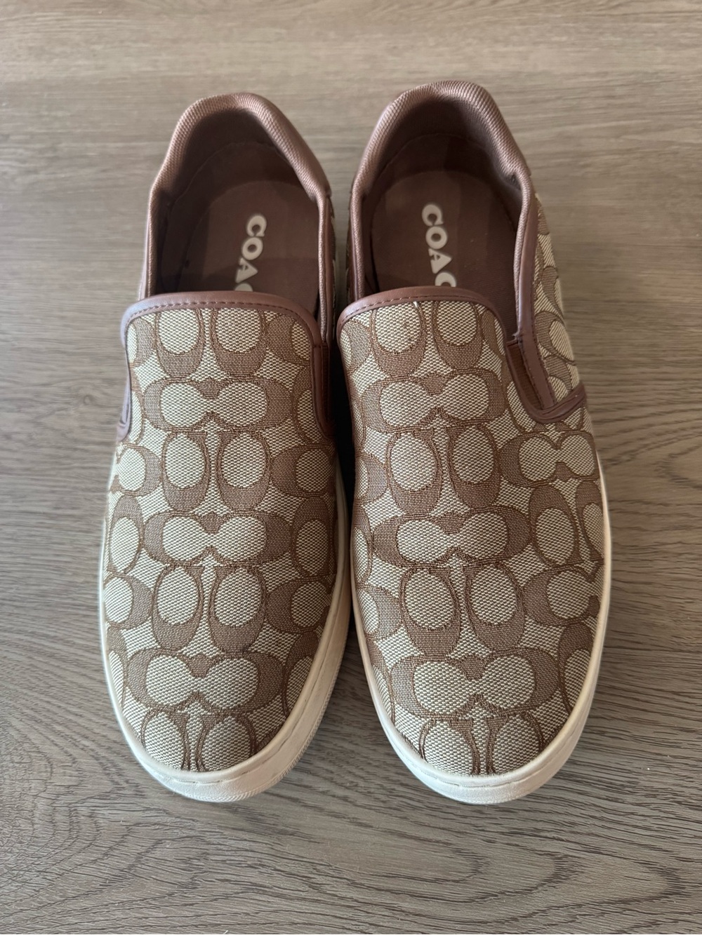 ‼️SOLD‼️Coach Women’s Tan Brown Monogram Slip-On Sneakers Logo Jacquard Canvas - Picture 3 of 13
